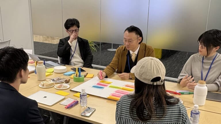 HCD/UXデザインでプロジェクトを成功に導く。サービスデザイン談話室スタート! HCD/UXデザインでプロジェクトを成功に導く。サービスデザイン談話室スタート!